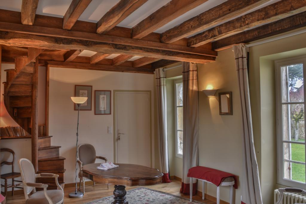 Charmilles Des Cordeliers Panzió Párizs Szoba fotó